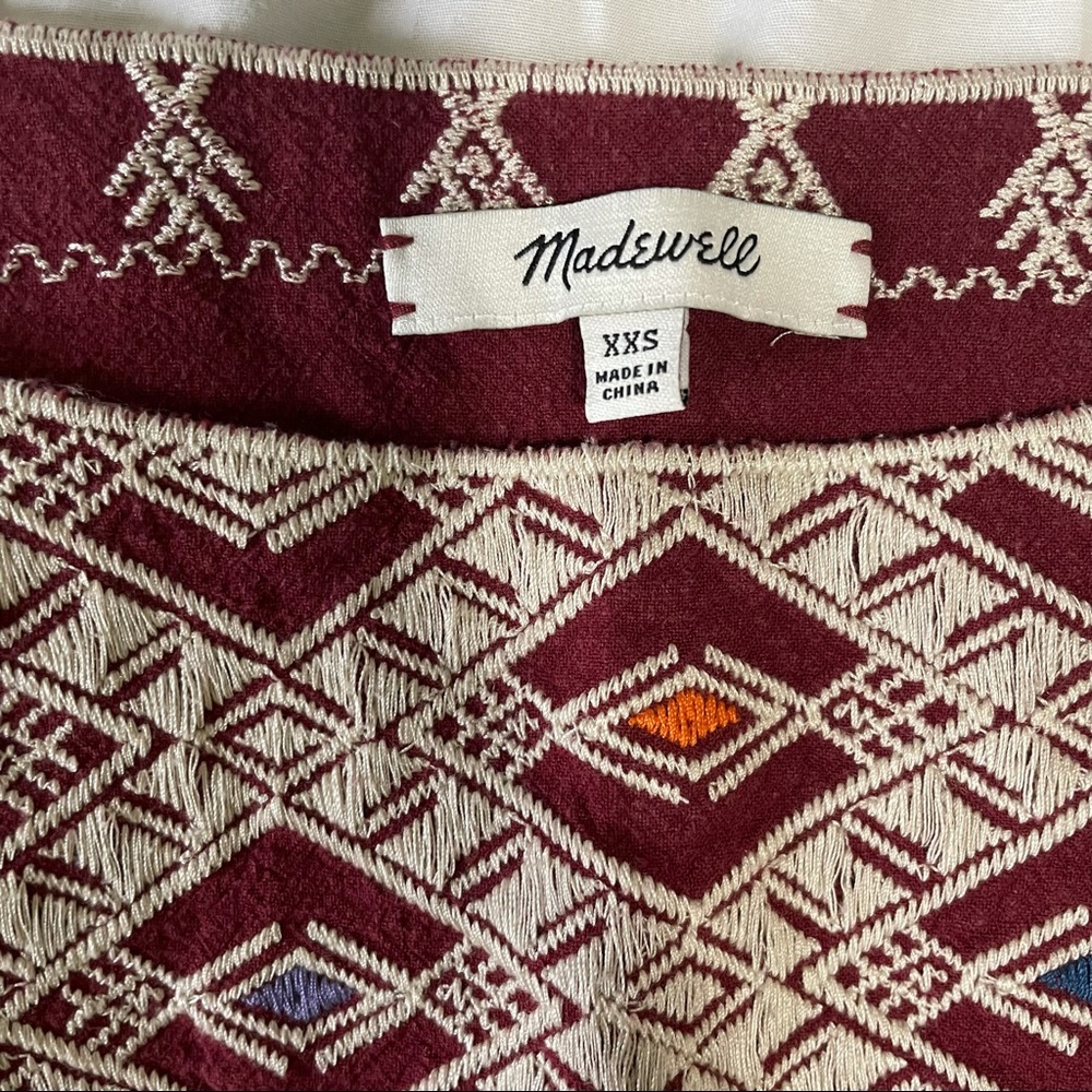 Embroidered blouse - Picture 4 of 6
